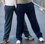 Camus joggebukse uten rib på modell