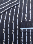 Navyblå/mønstret - nærbilde